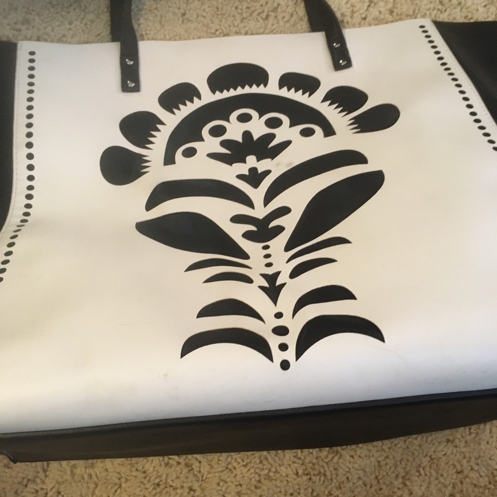Vera Bradley laser cut black and white tote.